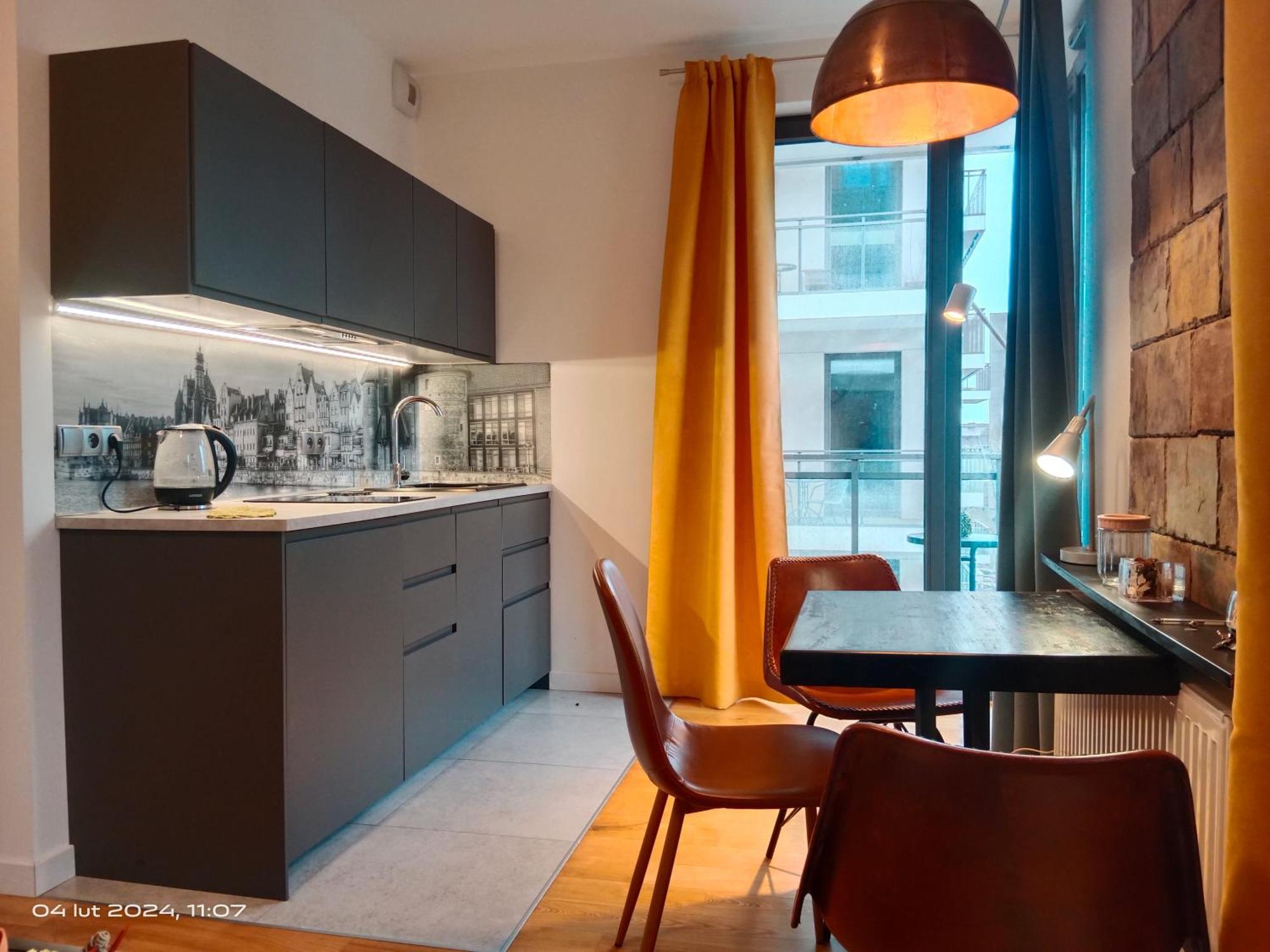Uroczy Apartament Dlugie Ogrody 48 Gdansk Exterior foto
